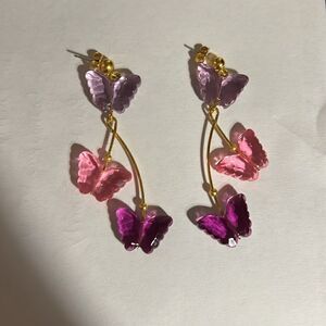 Vintage Avon butterfly pierced earrings